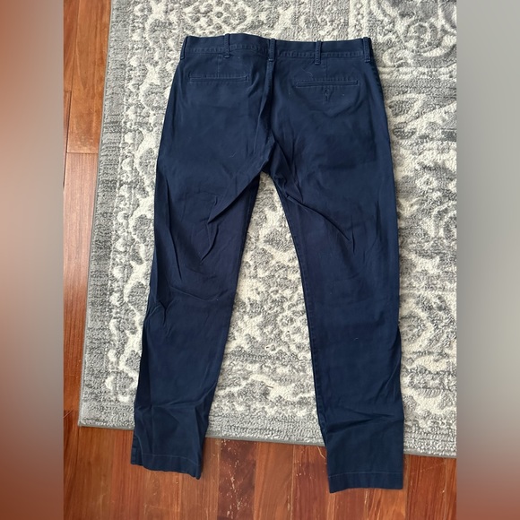 Men’s J Crew - Navy Dress Pants - Size 33X32 - Slim Cut - Picture 2 of 4